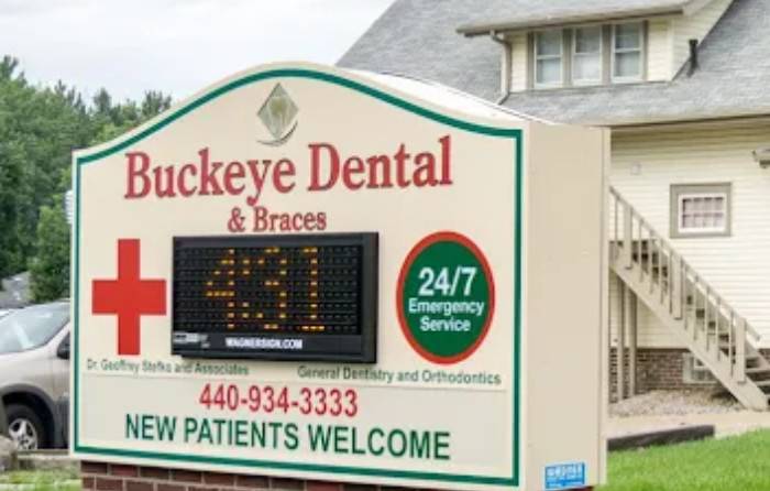 Why Choose a Local Dentist Near Me Instead of Corporate Clinics